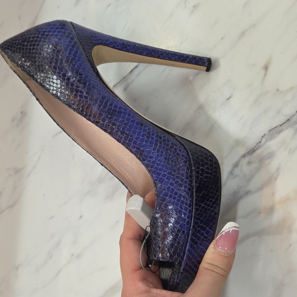 Miu Miu Textured Navy Peep-Toe Heels Size 6 - Picture 1 of 7